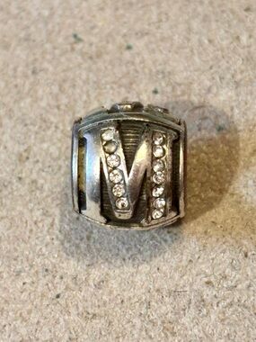 🆕Listing! Brighton Alpha Bead letter M Silver initial Crystal accents Vintage